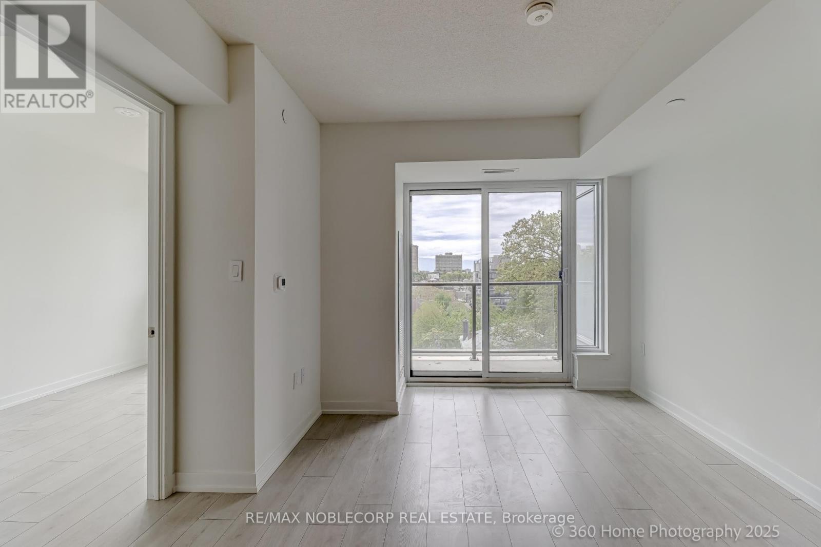 508 - 556 Marlee Avenue, Toronto, Ontario  M6B 0B1 - Photo 3 - W12491882