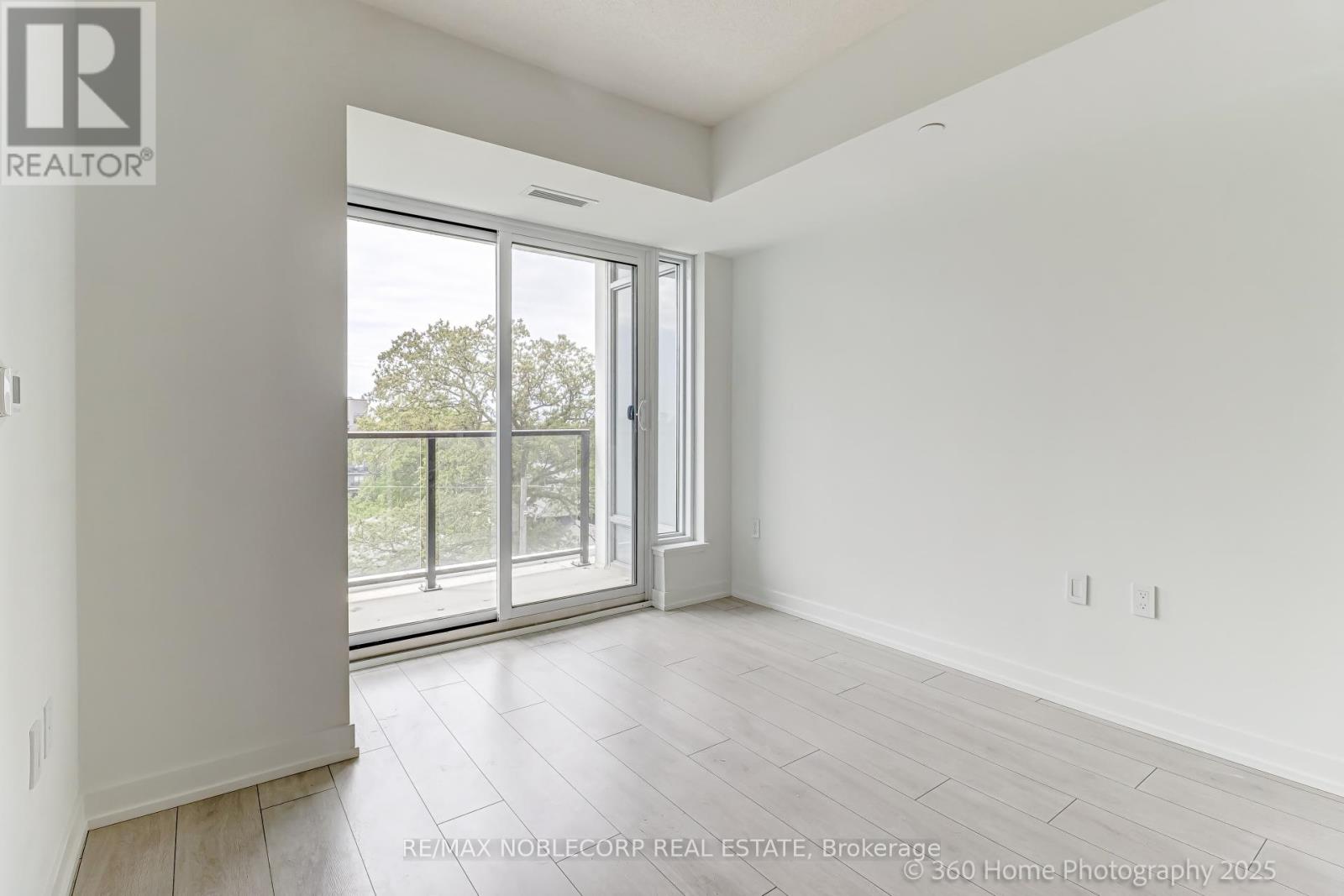 508 - 556 Marlee Avenue, Toronto, Ontario  M6B 0B1 - Photo 4 - W12491882