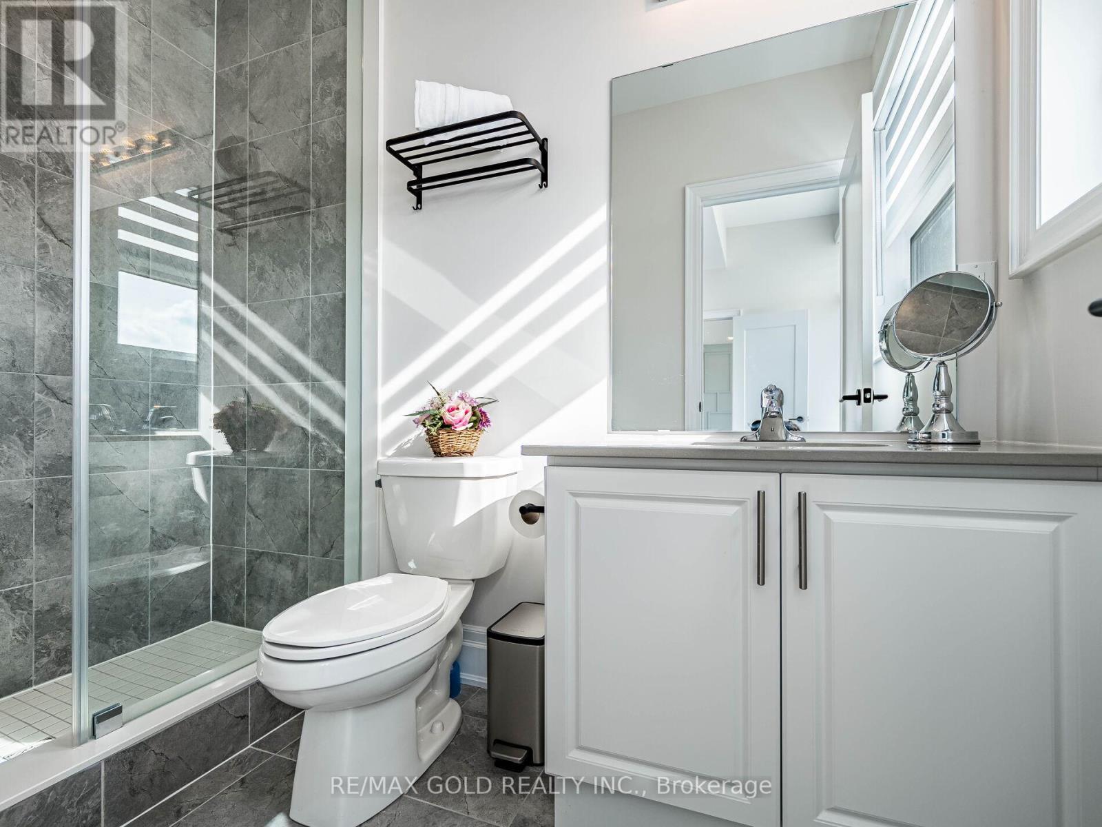 1339 Pellican Pass, Oakville, Ontario  L6H 7Z9 - Photo 30 - W12491890