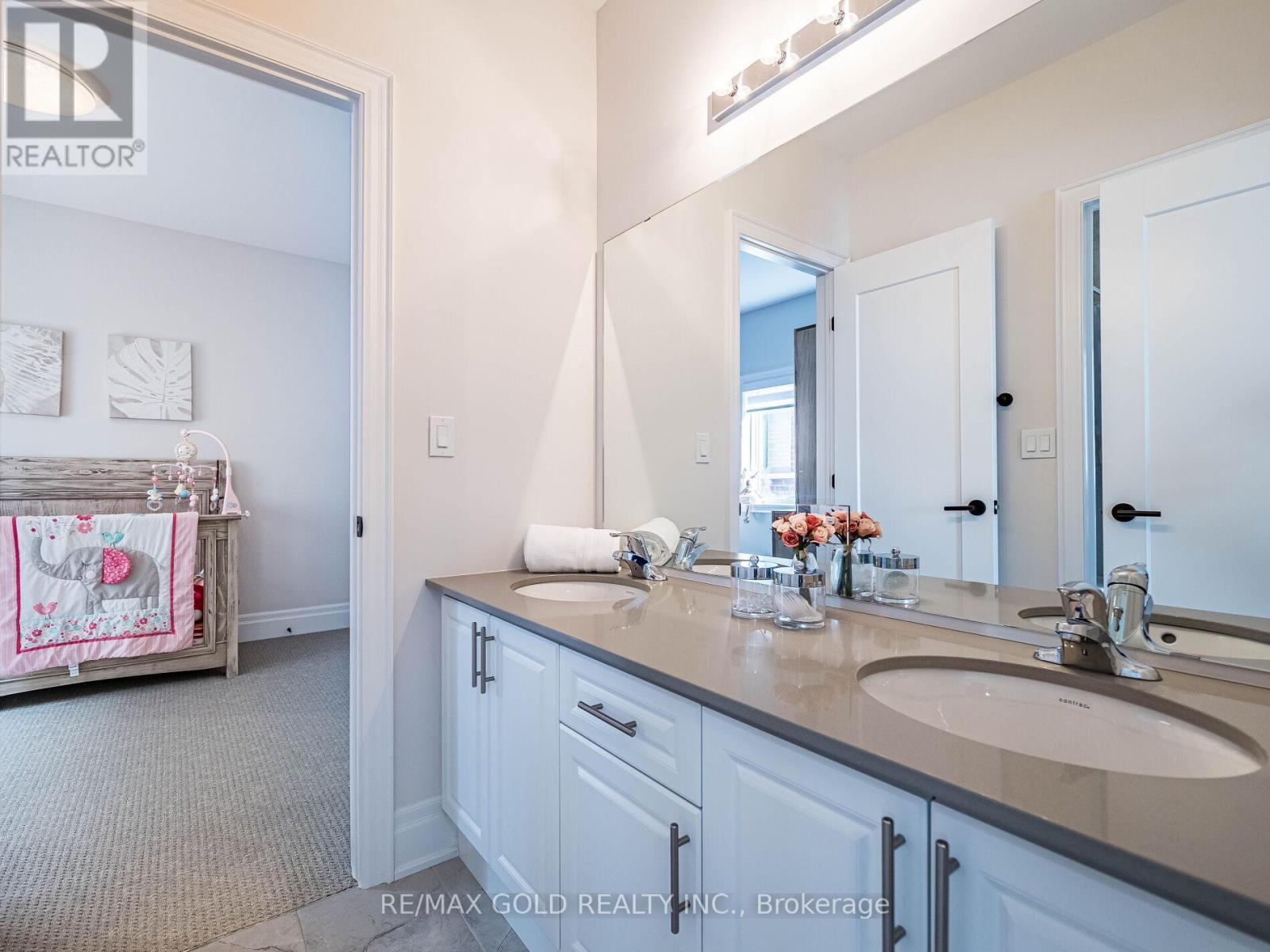 1339 Pellican Pass, Oakville, Ontario  L6H 7Z9 - Photo 33 - W12491890