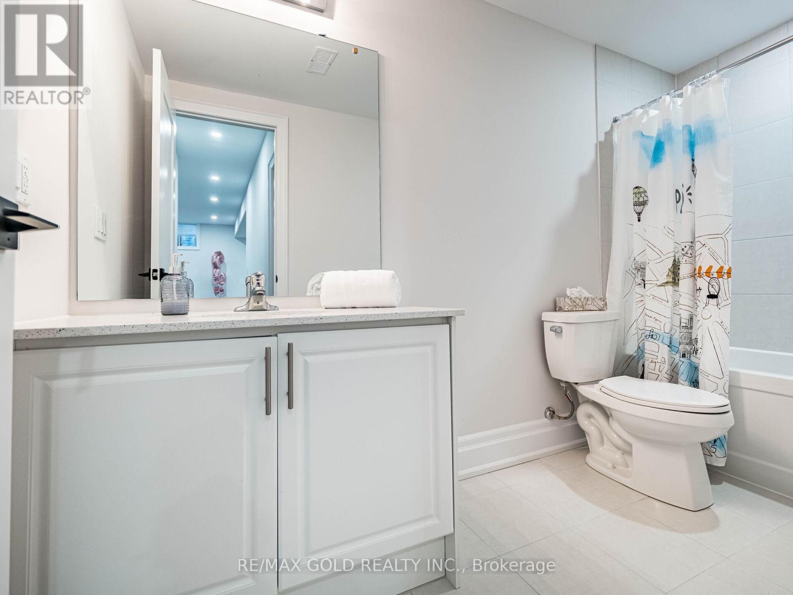 1339 Pellican Pass, Oakville, Ontario  L6H 7Z9 - Photo 41 - W12491890