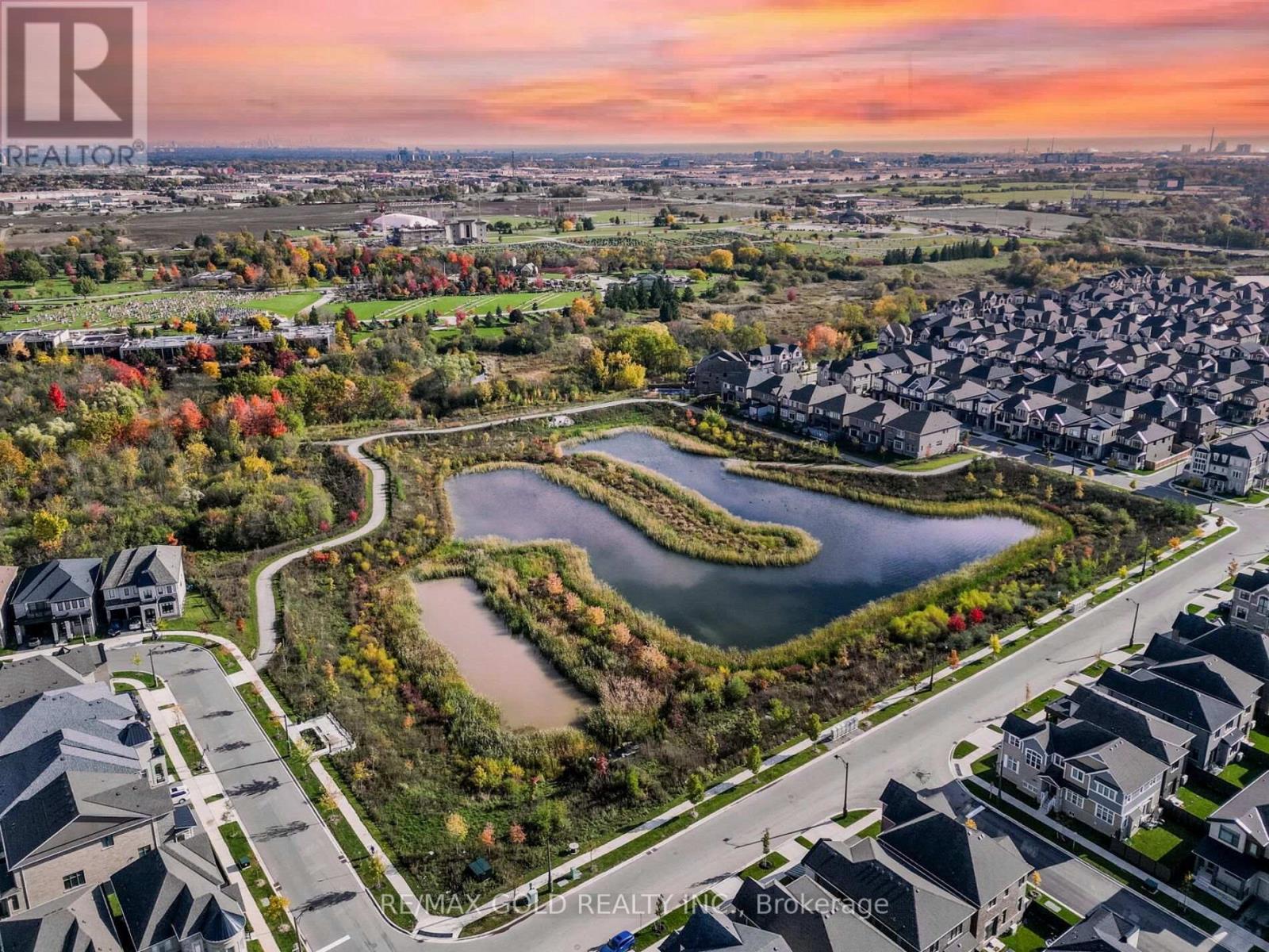 1339 Pellican Pass, Oakville, Ontario  L6H 7Z9 - Photo 44 - W12491890