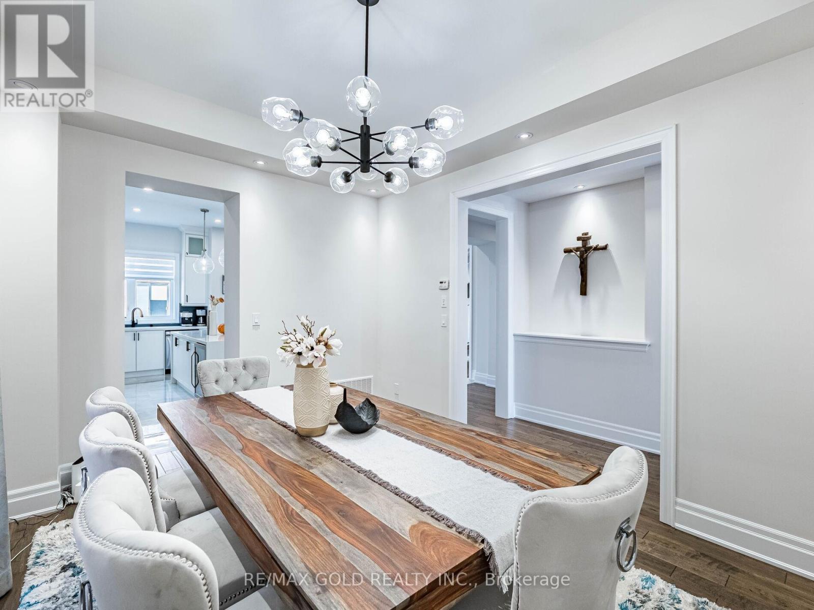 1339 Pellican Pass, Oakville, Ontario  L6H 7Z9 - Photo 9 - W12491890