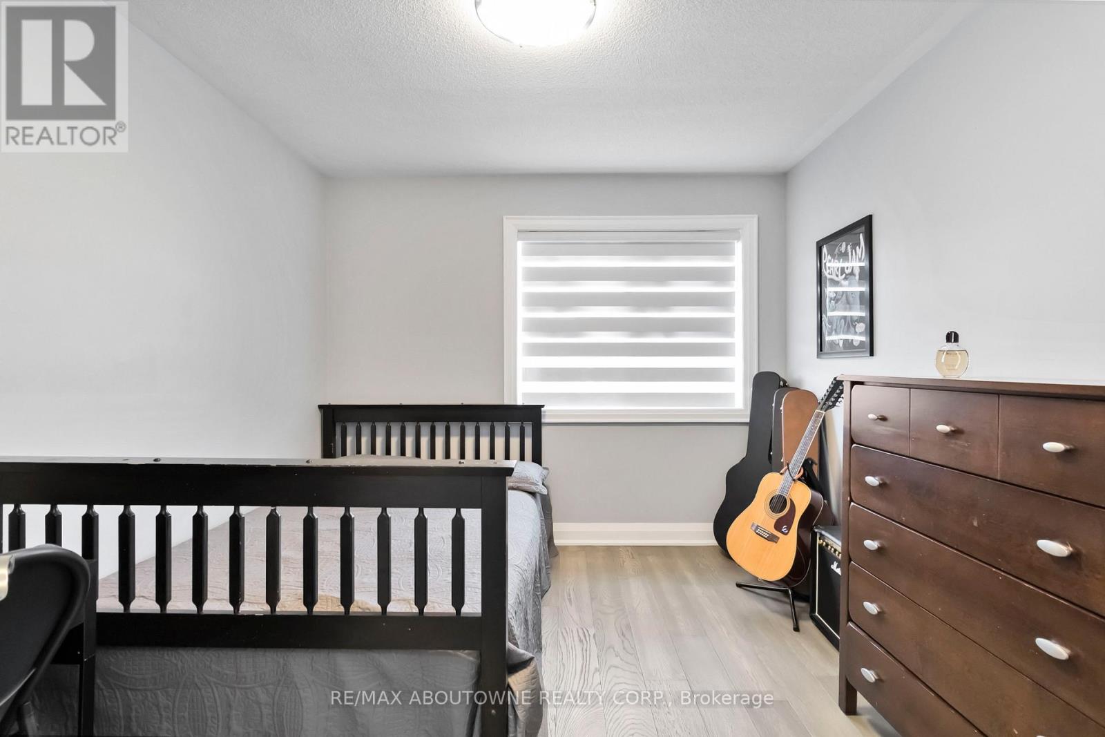 2286 Dunforest Crescent, Oakville, Ontario  L6M 4X3 - Photo 17 - W12491924