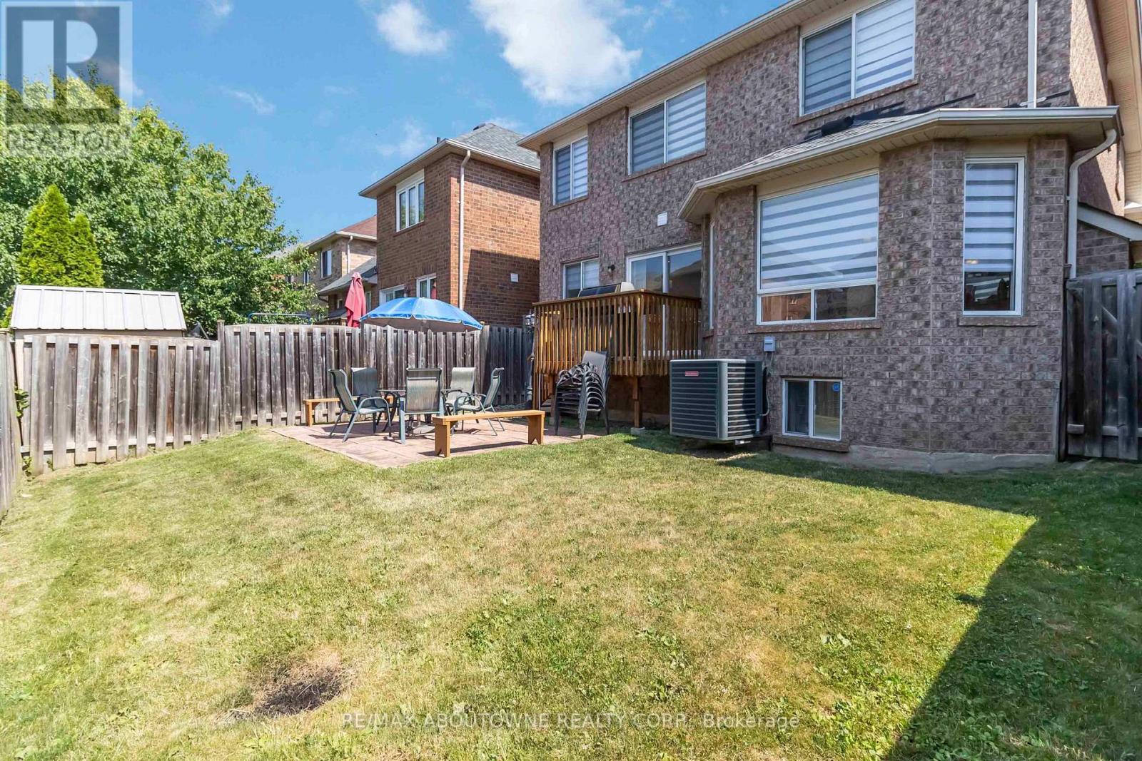 2286 Dunforest Crescent, Oakville, Ontario  L6M 4X3 - Photo 28 - W12491924