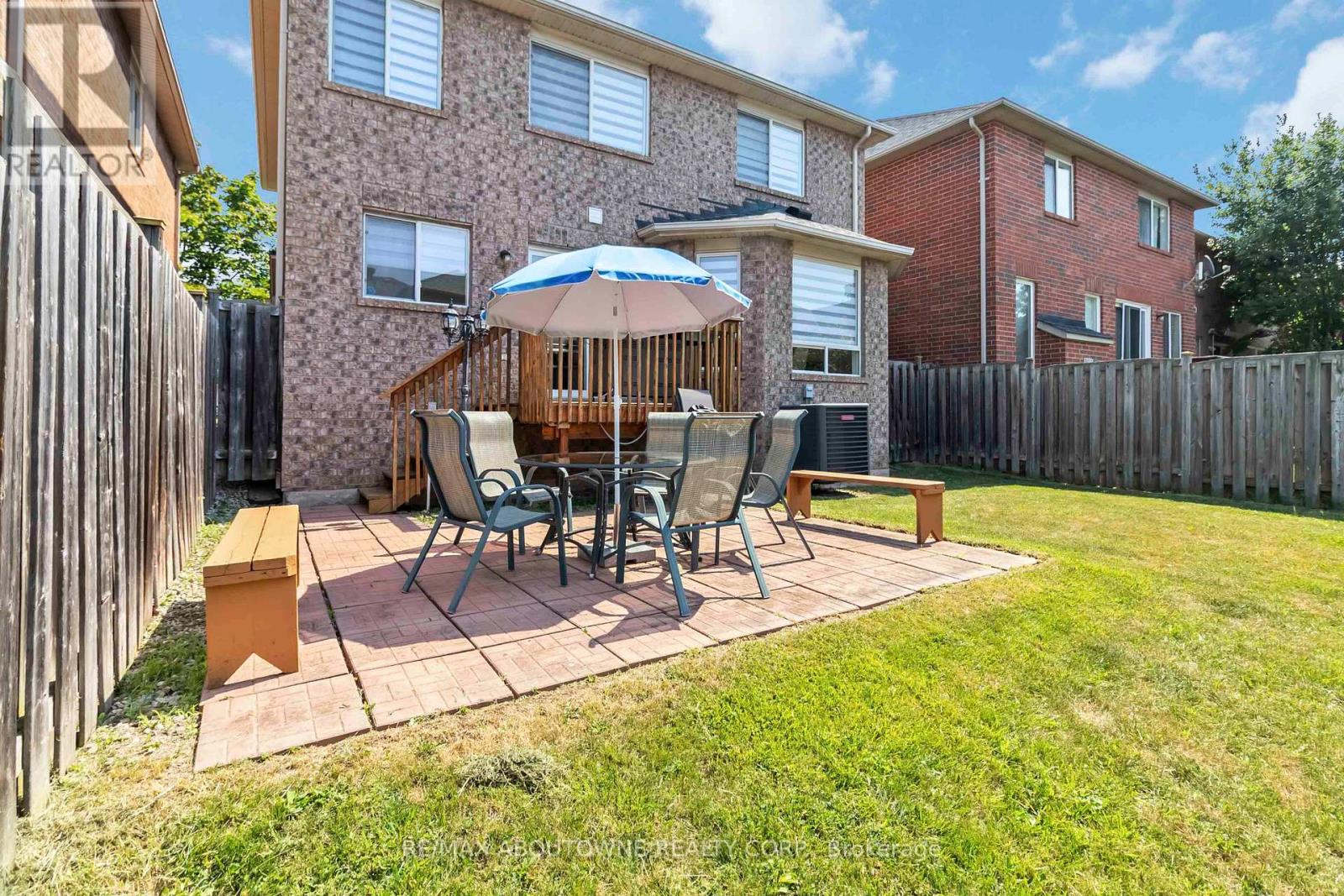 2286 Dunforest Crescent, Oakville, Ontario  L6M 4X3 - Photo 29 - W12491924