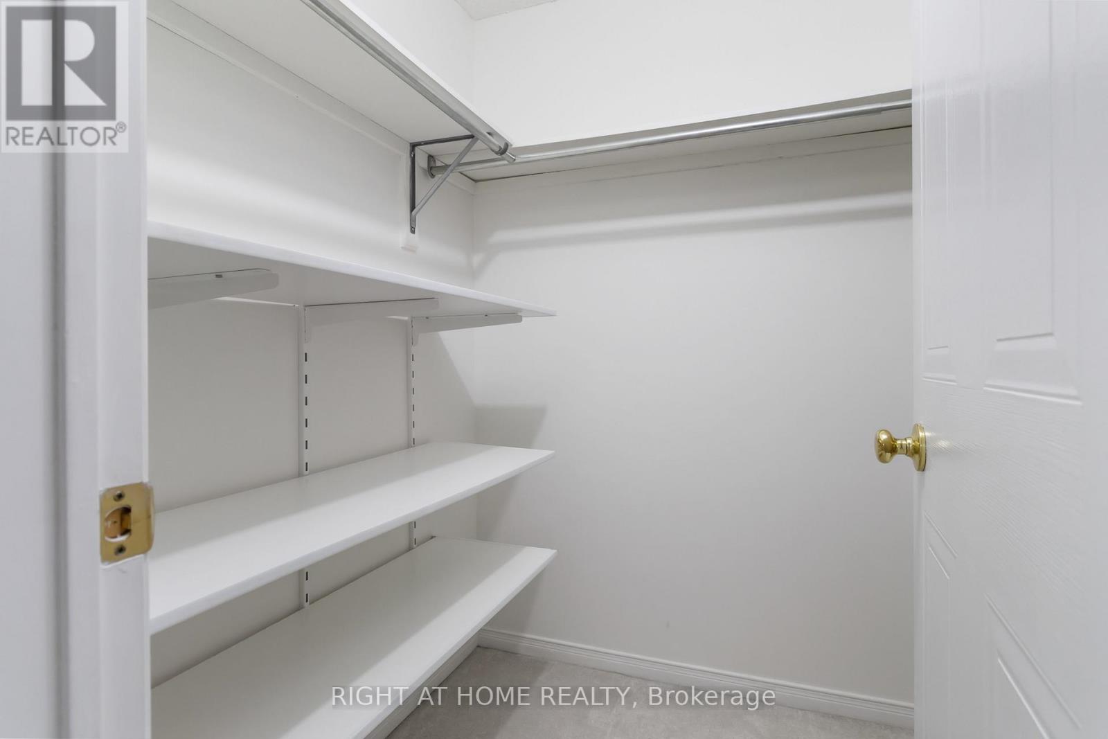 12 - 1520 Reeves Gate, Oakville, Ontario  L6M 3J4 - Photo 13 - W12491926