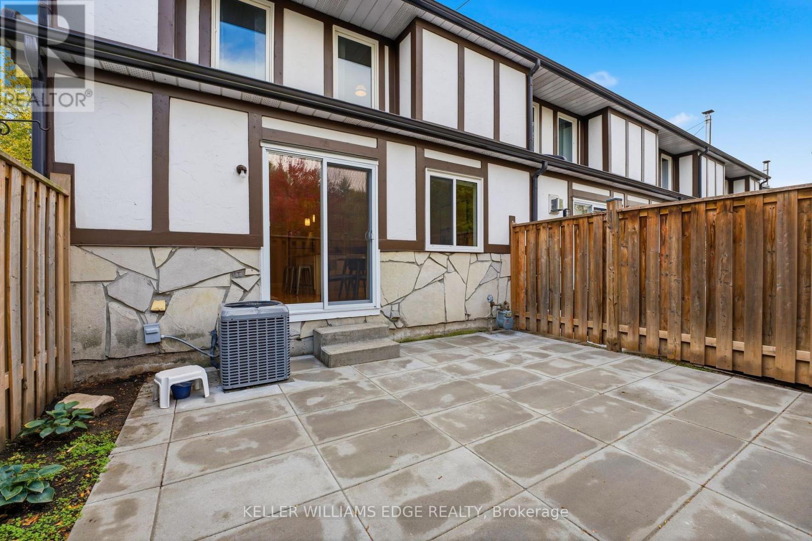 16 - 2200 Glenwood School Drive, Burlington, Ontario  L7R 4H5 - Photo 20 - W12491956