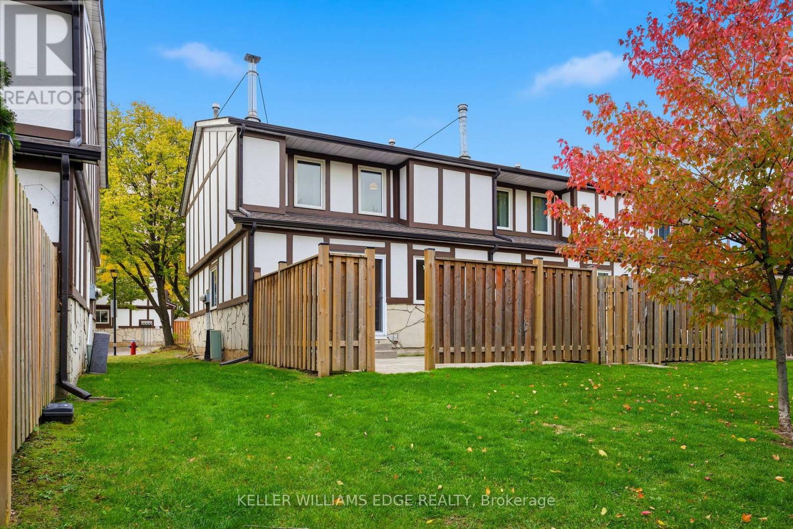 16 - 2200 Glenwood School Drive, Burlington, Ontario  L7R 4H5 - Photo 22 - W12491956