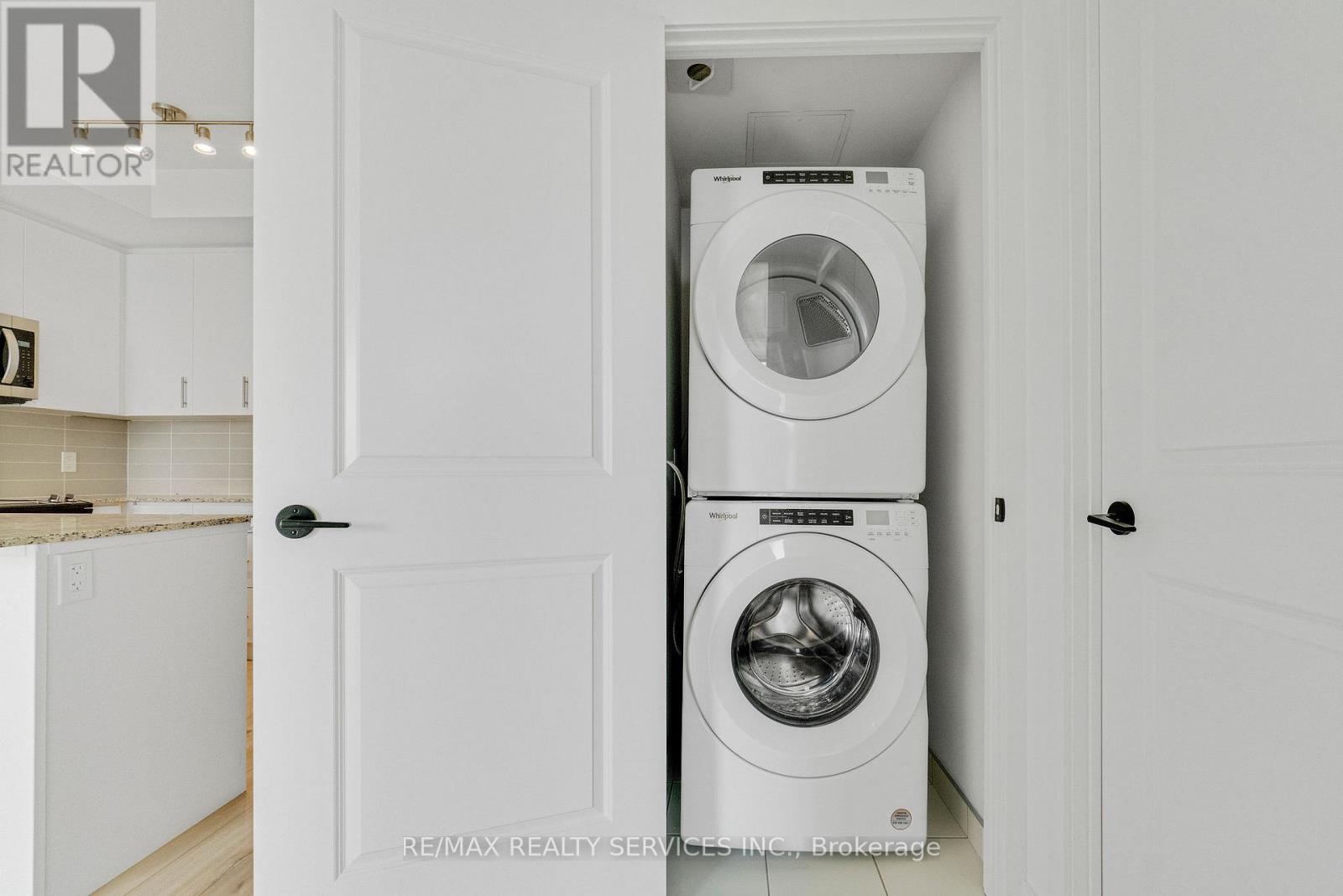 1206 - 345 Wheat Boom Drive, Oakville, Ontario  L6H 7X4 - Photo 18 - W12491970