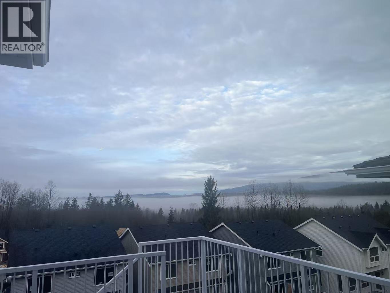 Upper Level 14033 Buckels Drive, Maple Ridge, British Columbia  V4R 0B8 - Photo 3 - R3063303