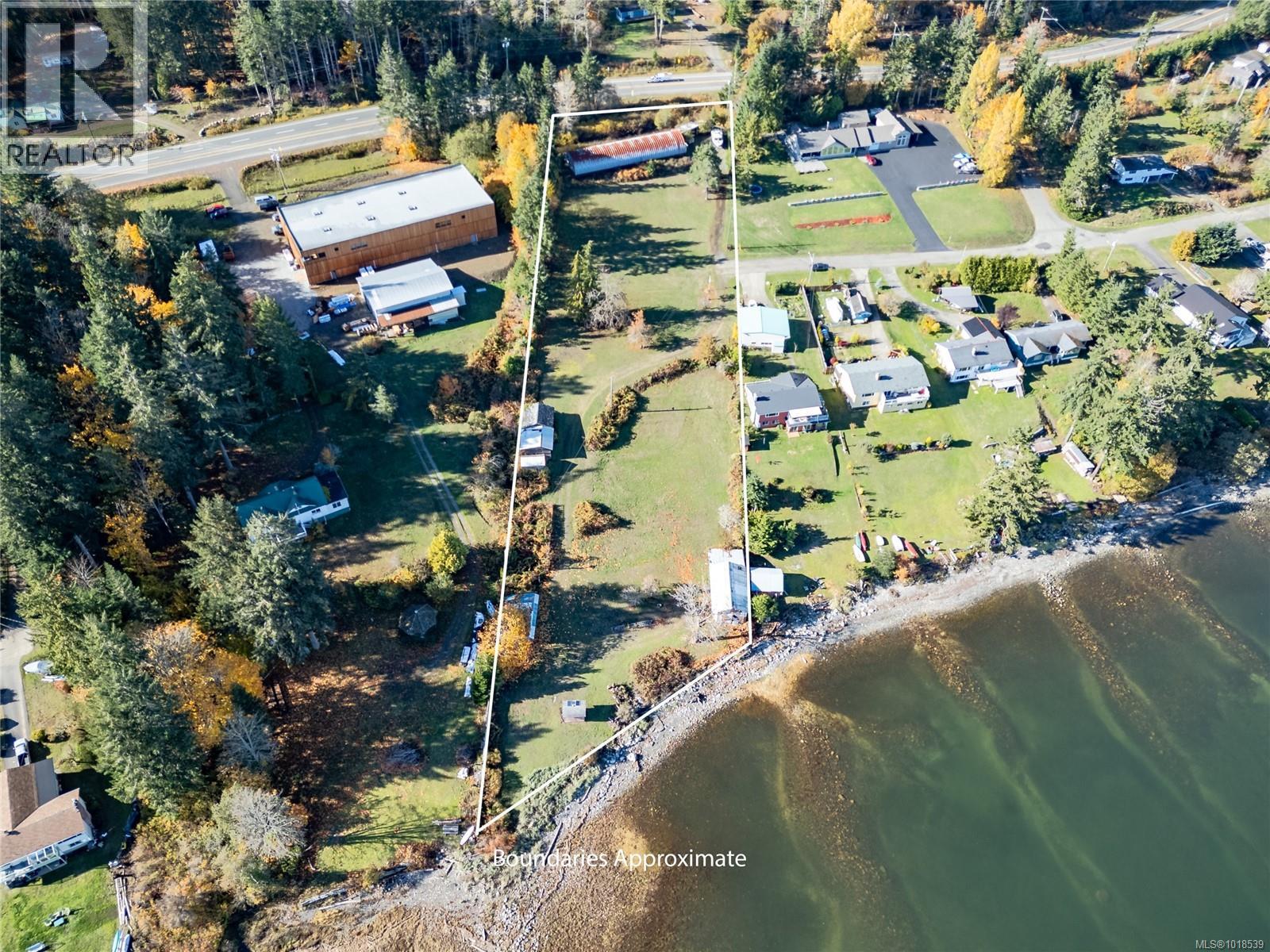 4976 David Rd, Royston, British Columbia  V9N 9S3 - Photo 2 - 1018539