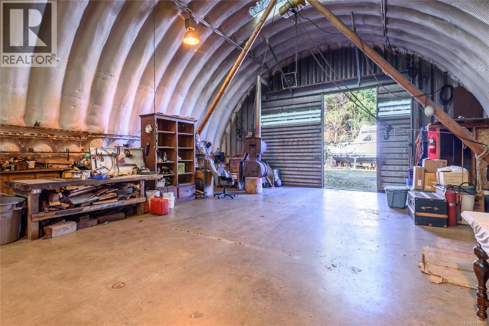 4976 David Rd, Royston, British Columbia  V9N 9S3 - Photo 6 - 1018539