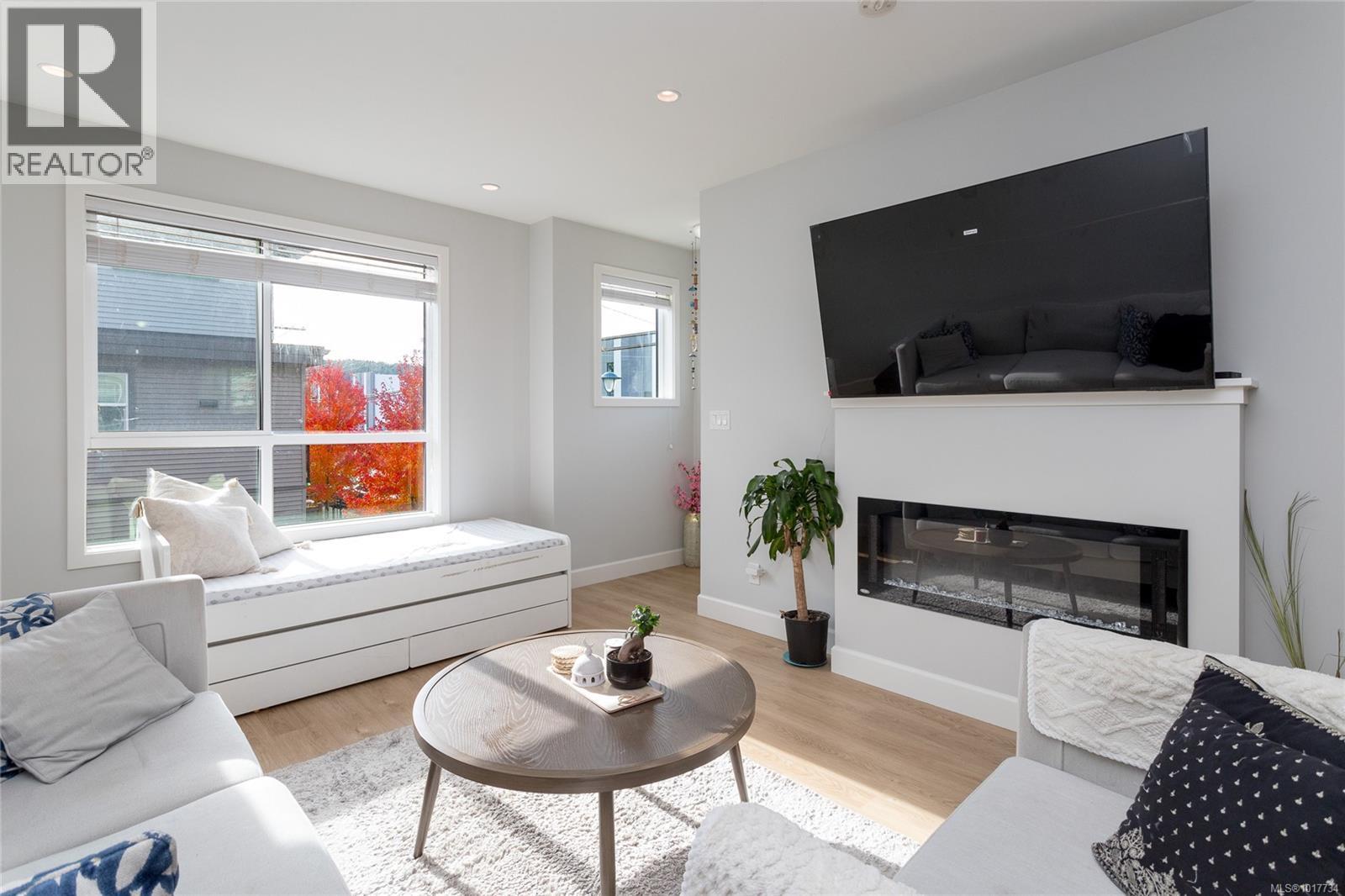 1201 3351 Luxton Rd, Langford, British Columbia