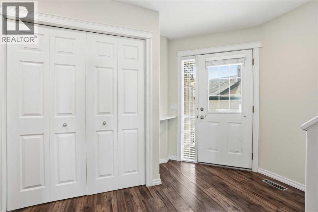 31 Citadel Estates Manor Nw, Calgary, Alberta  T3G 5M6 - Photo 4 - A2266464