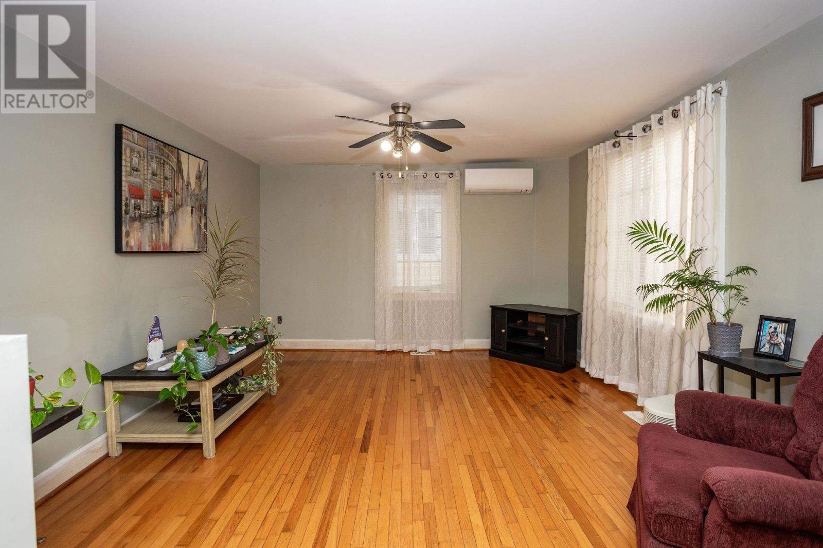 67 Victoria Street, Charlottetown, Prince Edward Island  C1A 2B4 - Photo 4 - 202526915