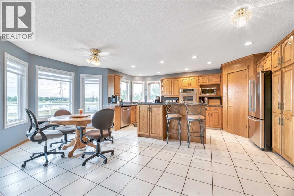 517 Lakeside Greens Place, Chestermere, Alberta  T1X 1C6 - Photo 10 - A2266967