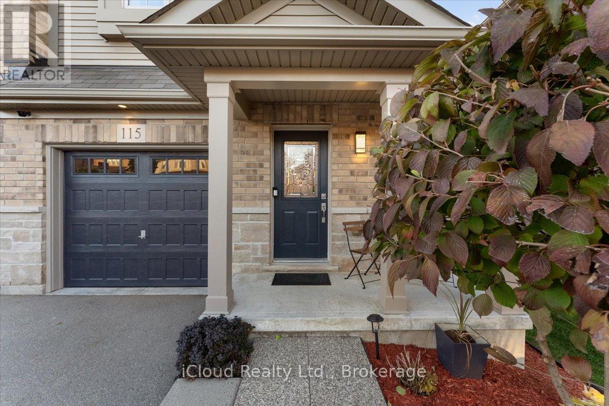 115 Echovalley Drive, Hamilton, Ontario  L8J 0H1 - Photo 2 - X12491604