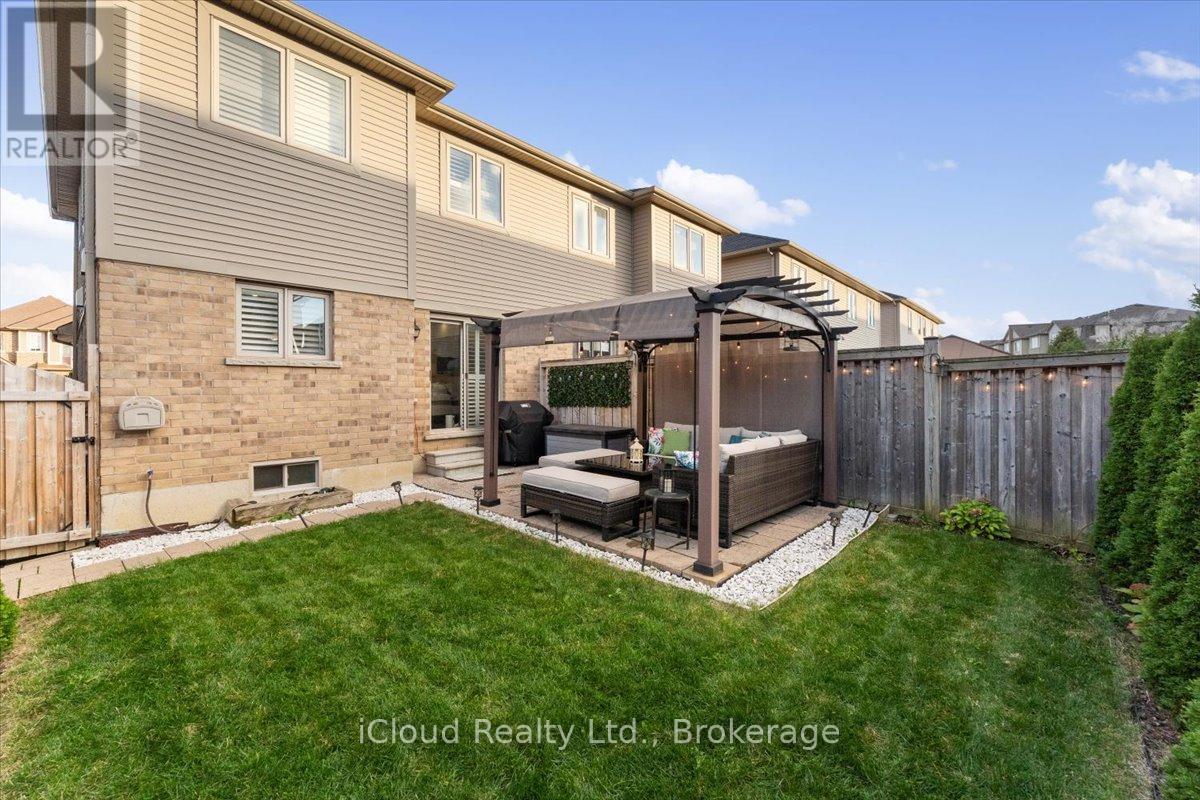 115 Echovalley Drive, Hamilton, Ontario  L8J 0H1 - Photo 37 - X12491604