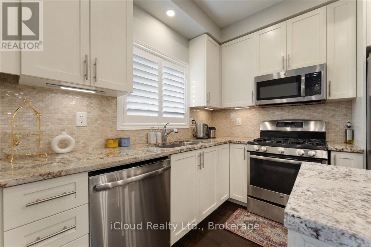 115 Echovalley Drive, Hamilton, Ontario  L8J 0H1 - Photo 8 - X12491604