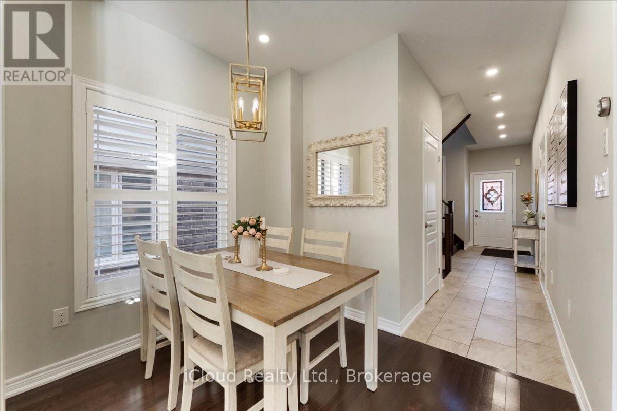 115 Echovalley Drive, Hamilton, Ontario  L8J 0H1 - Photo 9 - X12491604