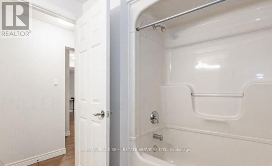 Lower - 11 Miller Street, Guelph, Ontario  N1L 1P1 - Photo 8 - X12491626