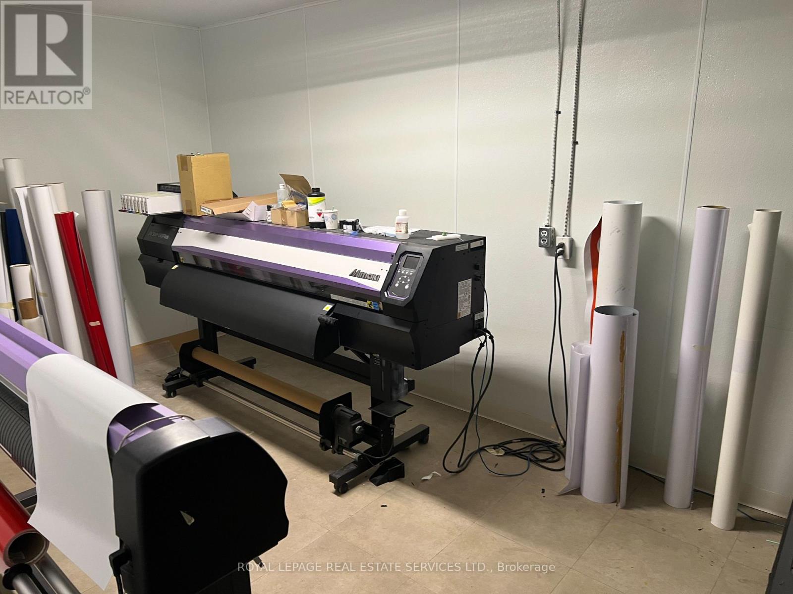 31 - 31 Regal Road, Guelph, Ontario  N1H 7K9 - Photo 2 - X12491634