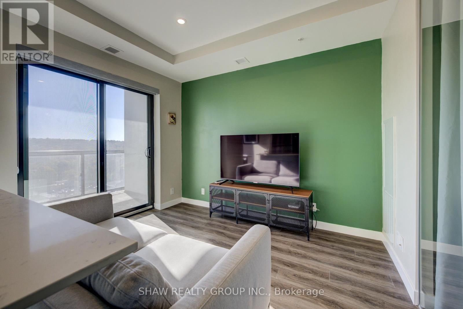 1015 - 15 Queen Street S, Hamilton, Ontario  L8P 0C6 - Photo 12 - X12491644