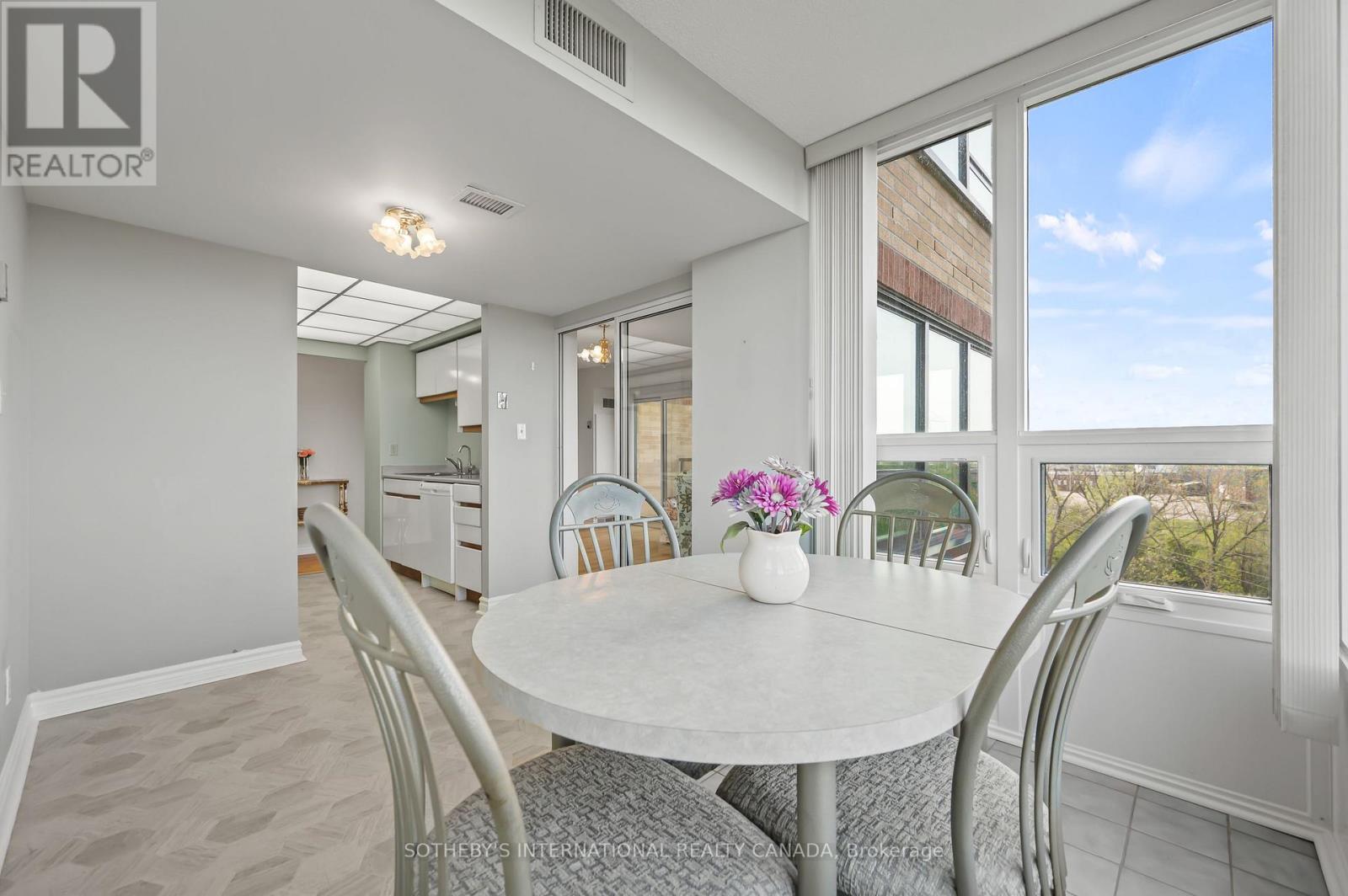 1003 - 237 King Street W, Cambridge, Ontario  N3H 5L2 - Photo 25 - X12491674