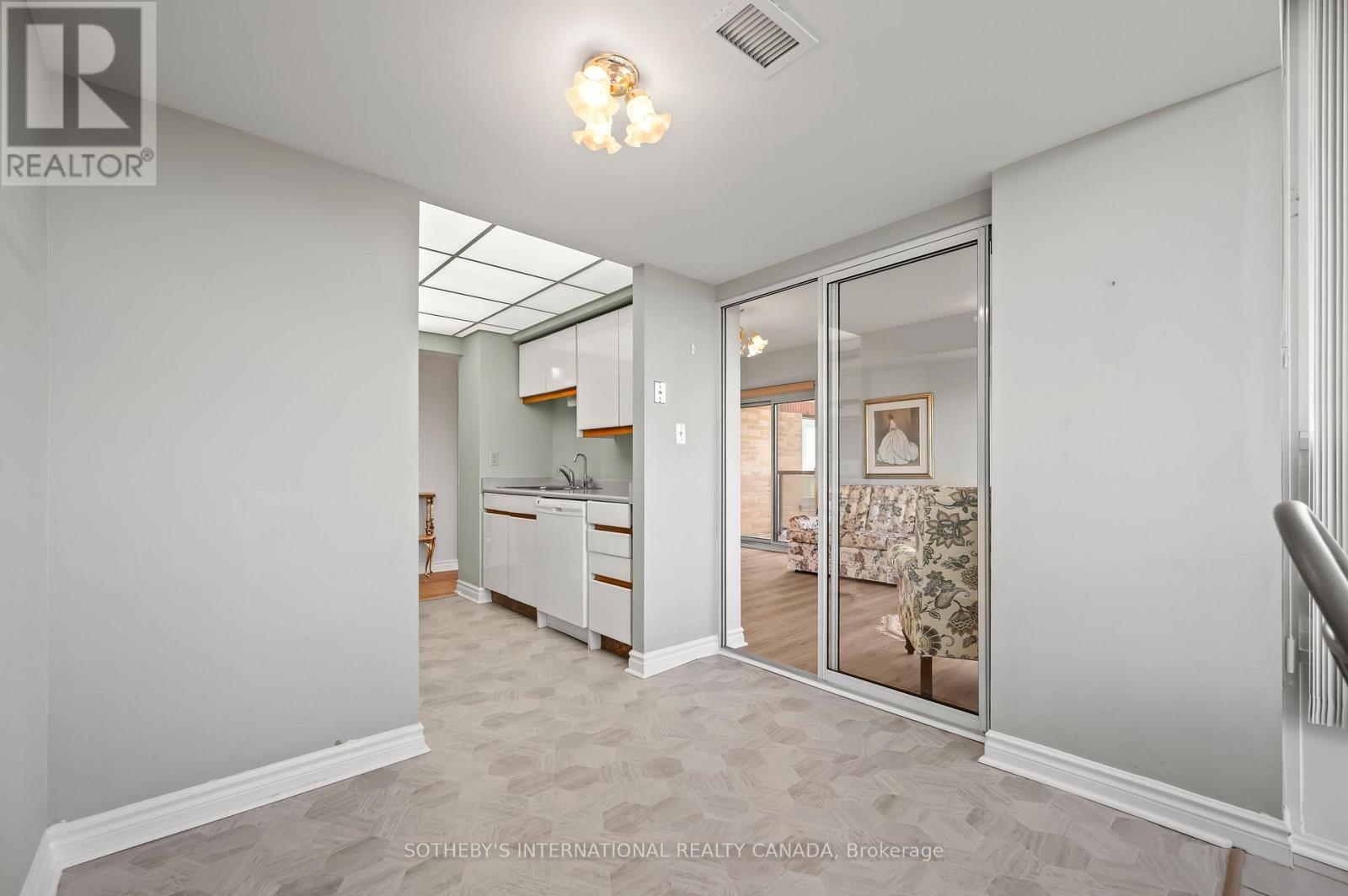 1003 - 237 King Street W, Cambridge, Ontario  N3H 5L2 - Photo 27 - X12491674