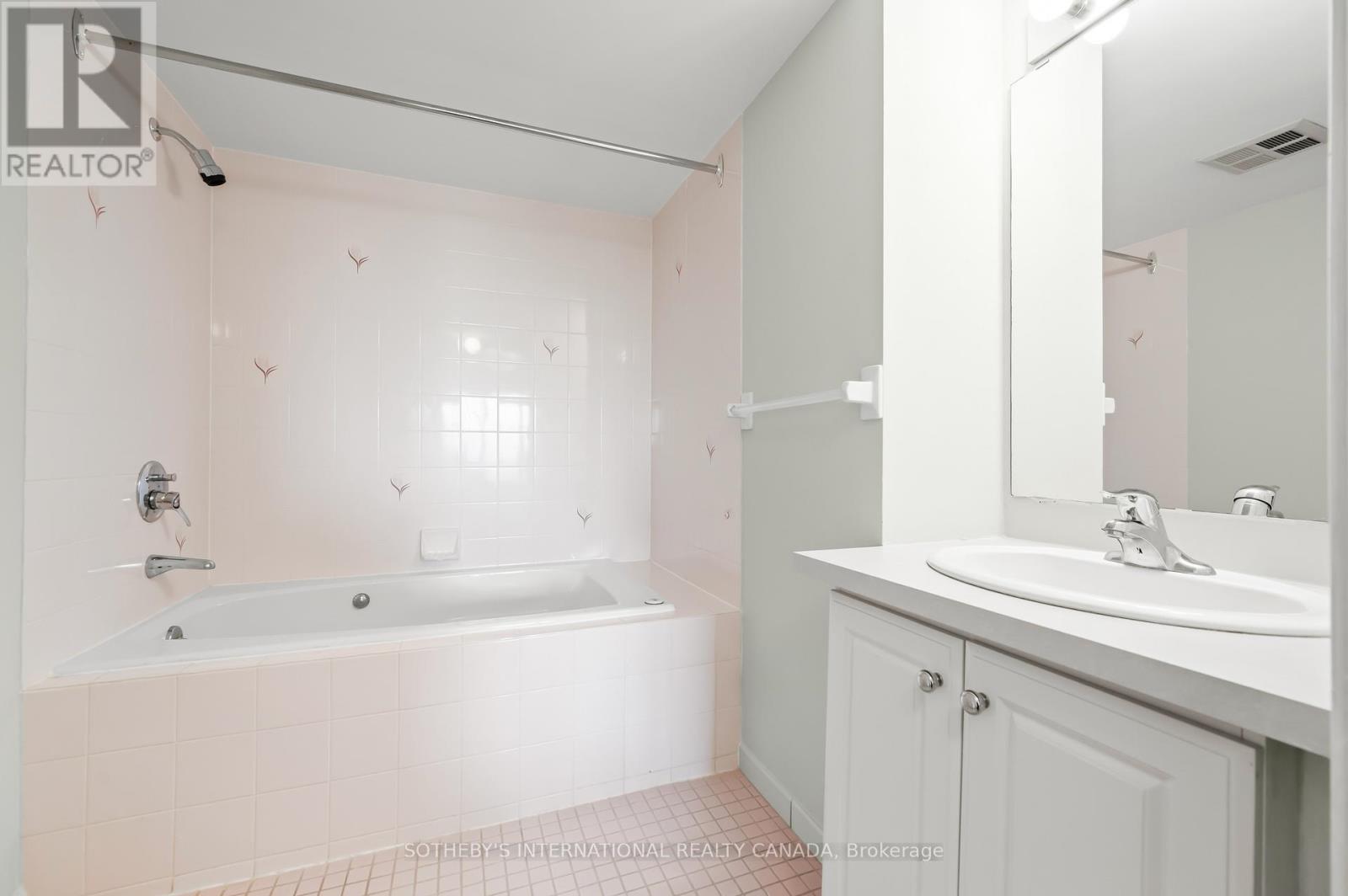 1003 - 237 King Street W, Cambridge, Ontario  N3H 5L2 - Photo 33 - X12491674