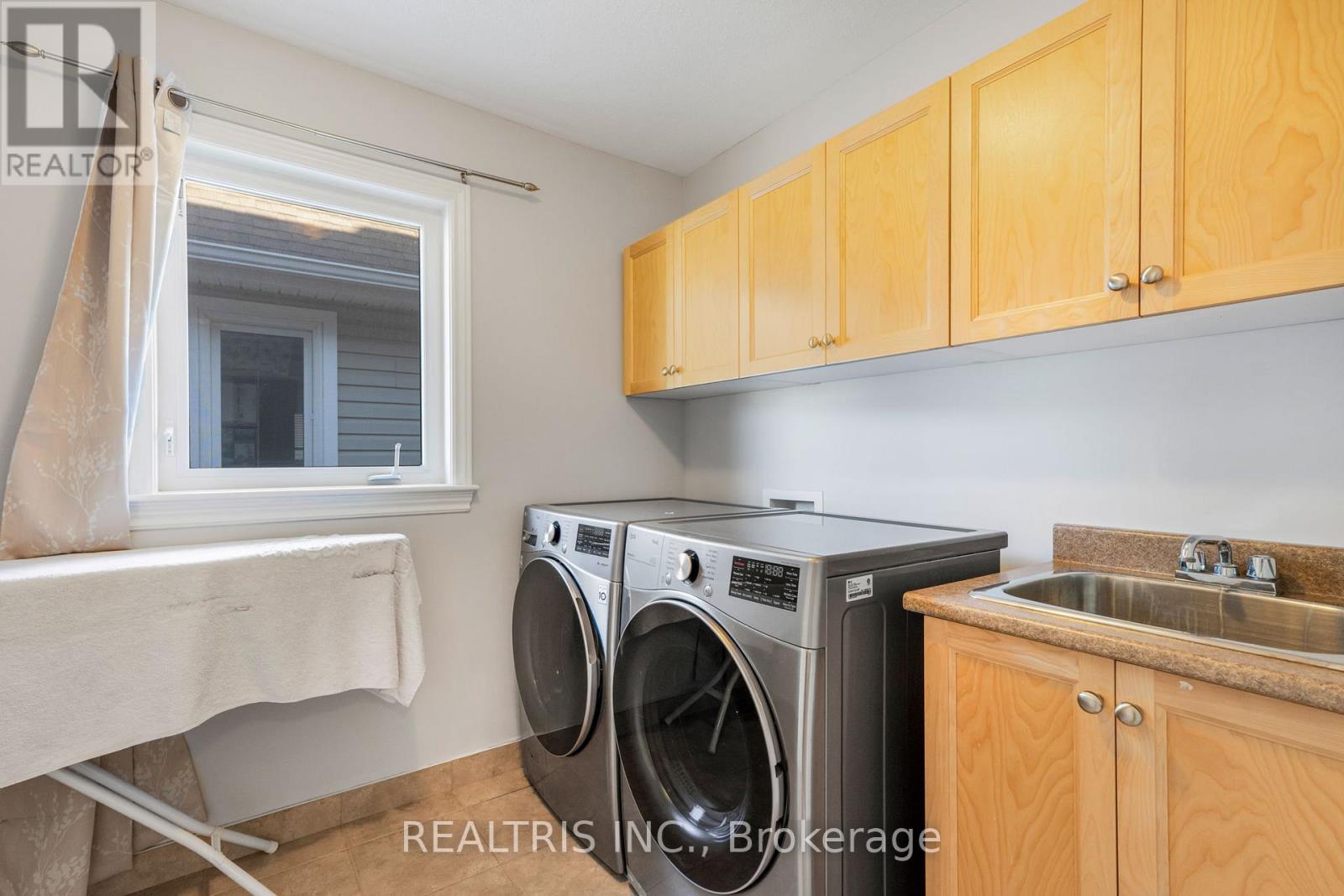 471 Creekview Way, Ottawa, Ontario  K1T 0J4 - Photo 22 - X12491708