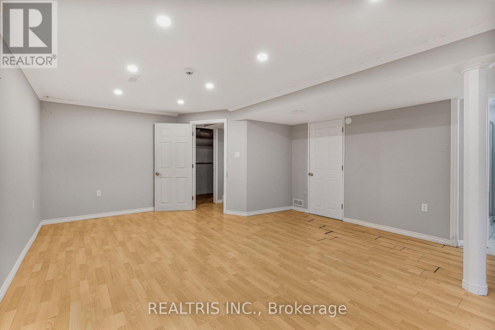 1905 Des Epinettes Avenue, Ottawa, Ontario  K1C 6P6 - Photo 24 - X12491712