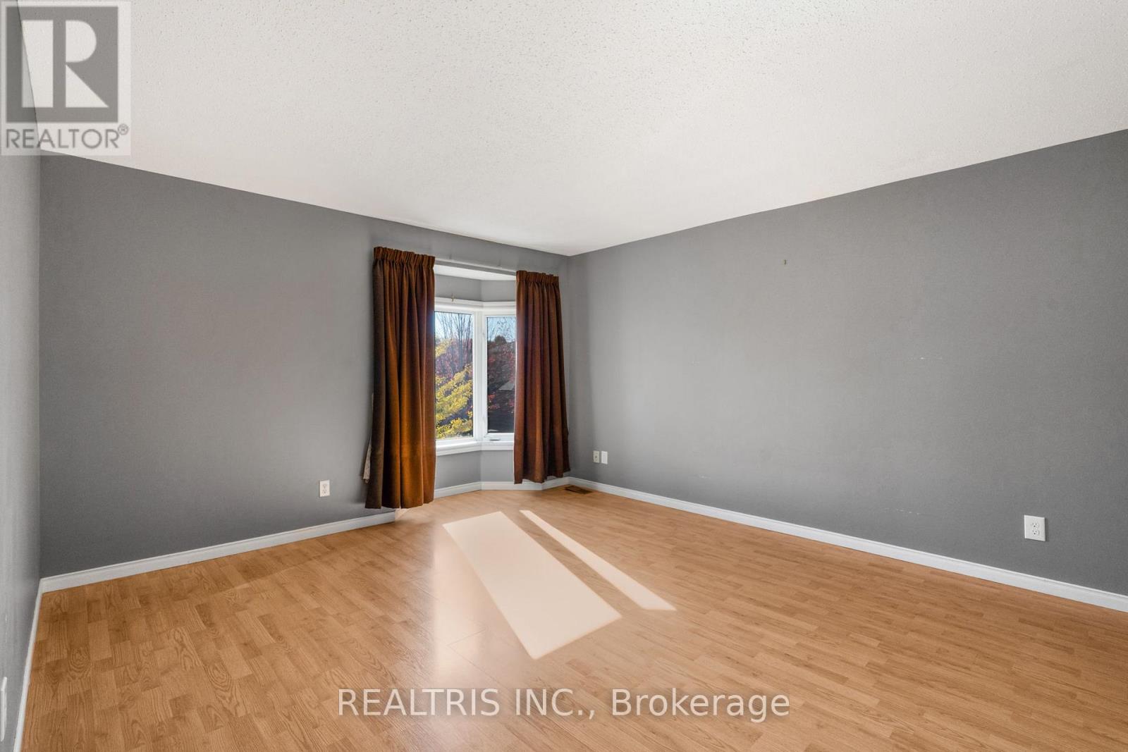 1598 Meadowfield Place, Ottawa, Ontario  K1C 5V6 - Photo 17 - X12491716