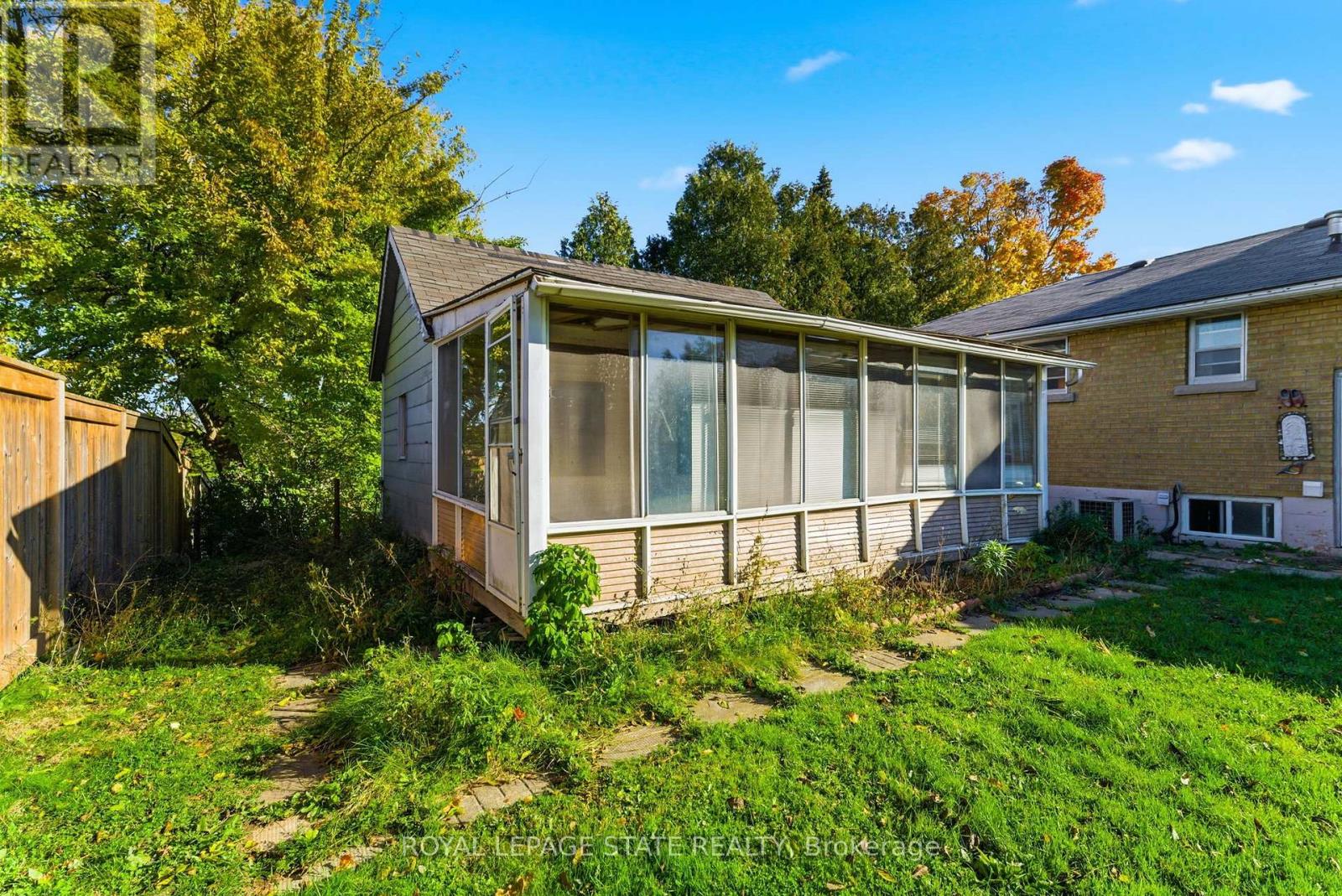 2088 Upper James Street, Hamilton, Ontario  L0R 1W0 - Photo 24 - X12491724