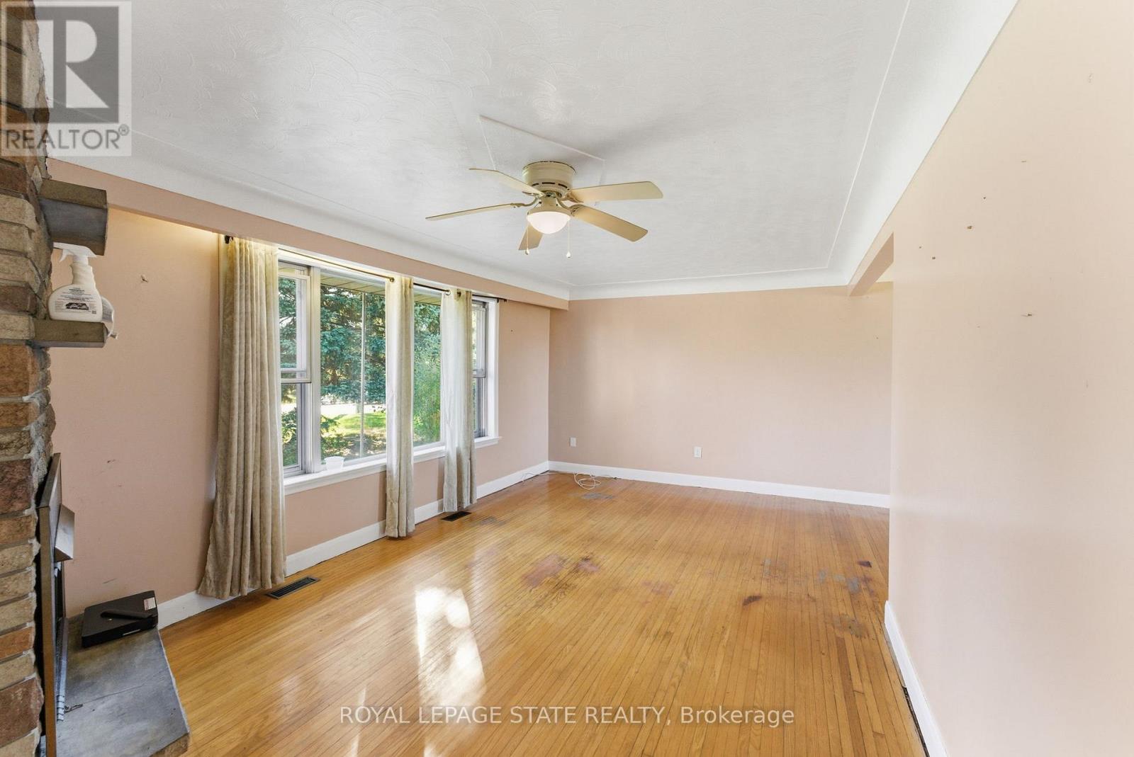 2088 Upper James Street, Hamilton, Ontario  L0R 1W0 - Photo 5 - X12491724