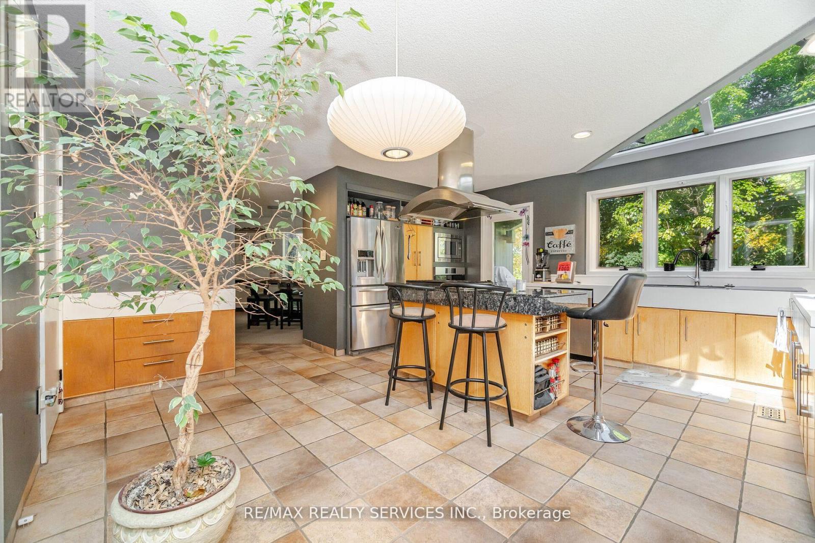 4296 Village Park Drive, Lincoln, Ontario  L3J 0J1 - Photo 24 - X12491838