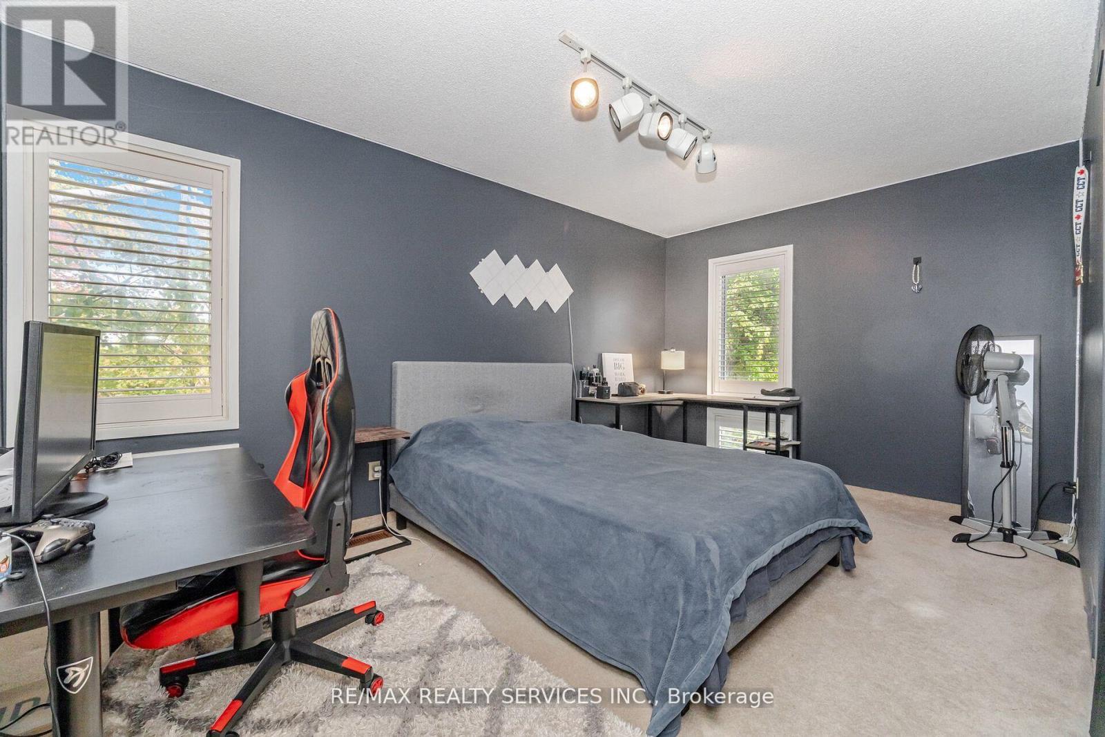 4296 Village Park Drive, Lincoln, Ontario  L3J 0J1 - Photo 35 - X12491838