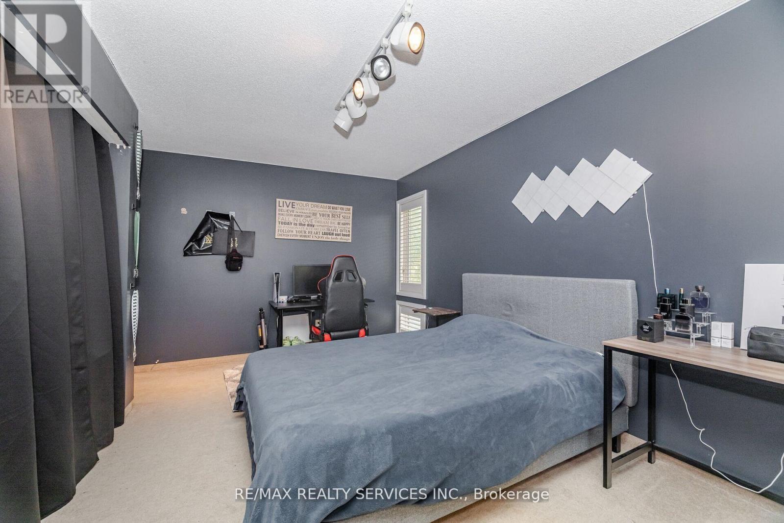 4296 Village Park Drive, Lincoln, Ontario  L3J 0J1 - Photo 36 - X12491838