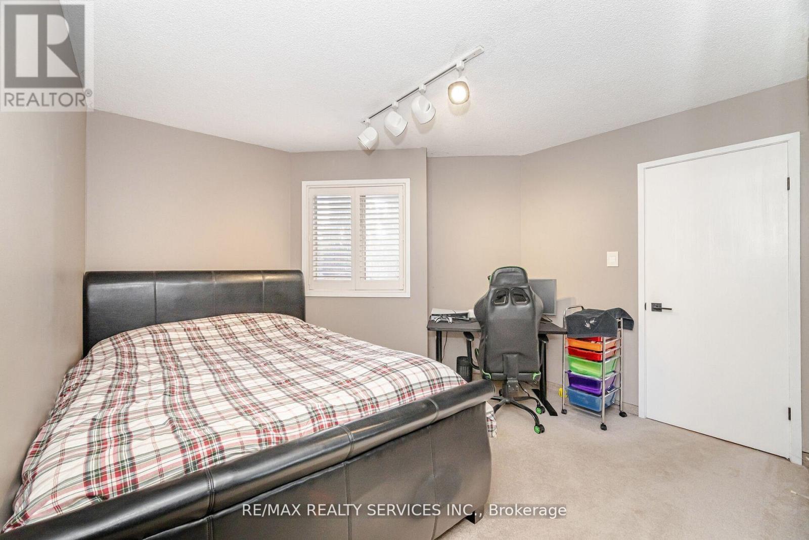 4296 Village Park Drive, Lincoln, Ontario  L3J 0J1 - Photo 38 - X12491838