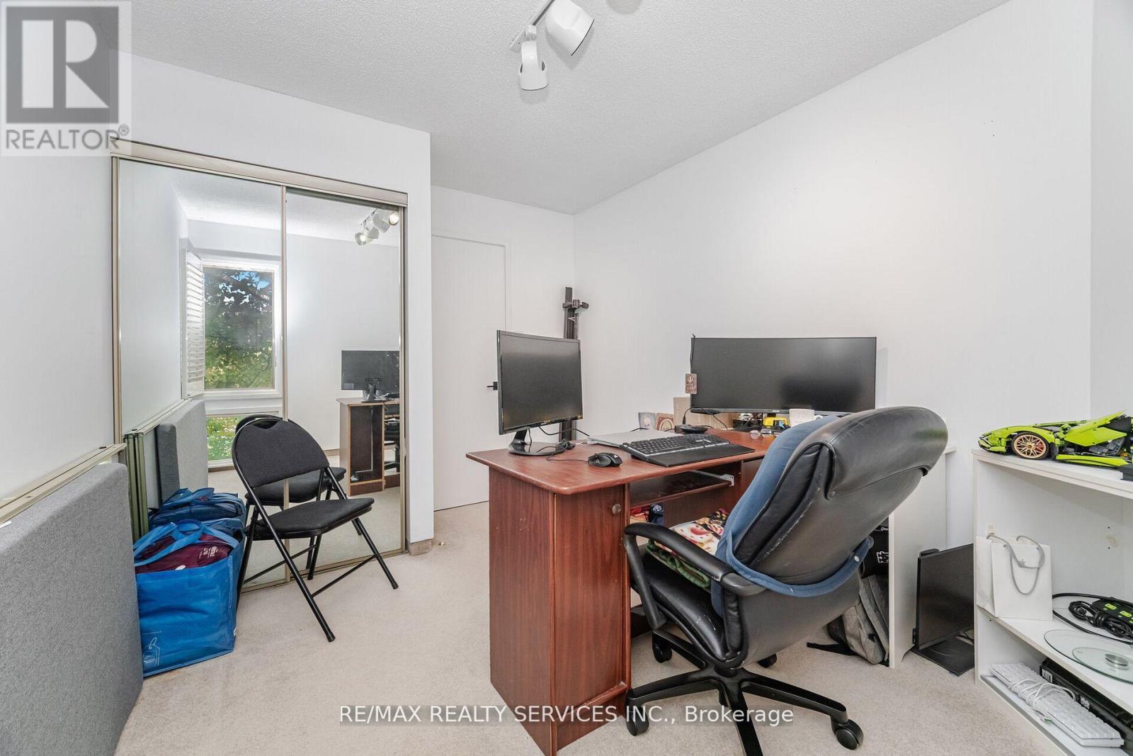 4296 Village Park Drive, Lincoln, Ontario  L3J 0J1 - Photo 39 - X12491838