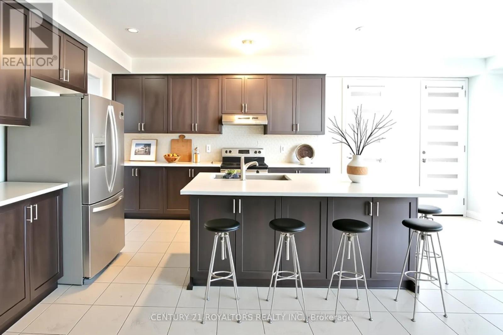 1219 Upper Thames Drive, Woodstock, Ontario  N4T 0M8 - Photo 6 - X12491920