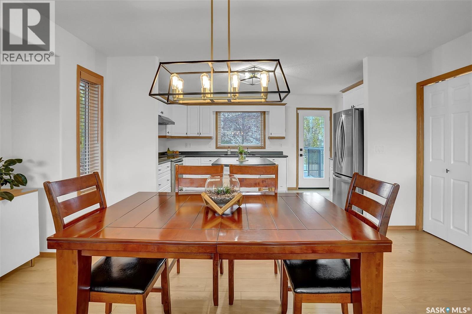 446 Fairway Road N, Regina, Saskatchewan  S4Y 1A2 - Photo 10 - SK022031