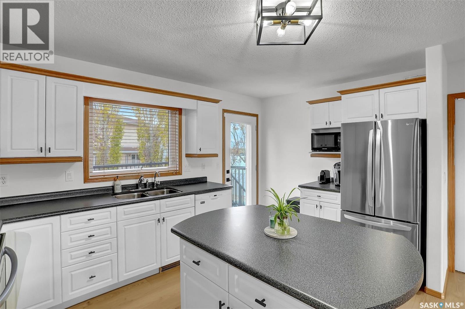 446 Fairway Road N, Regina, Saskatchewan  S4Y 1A2 - Photo 15 - SK022031