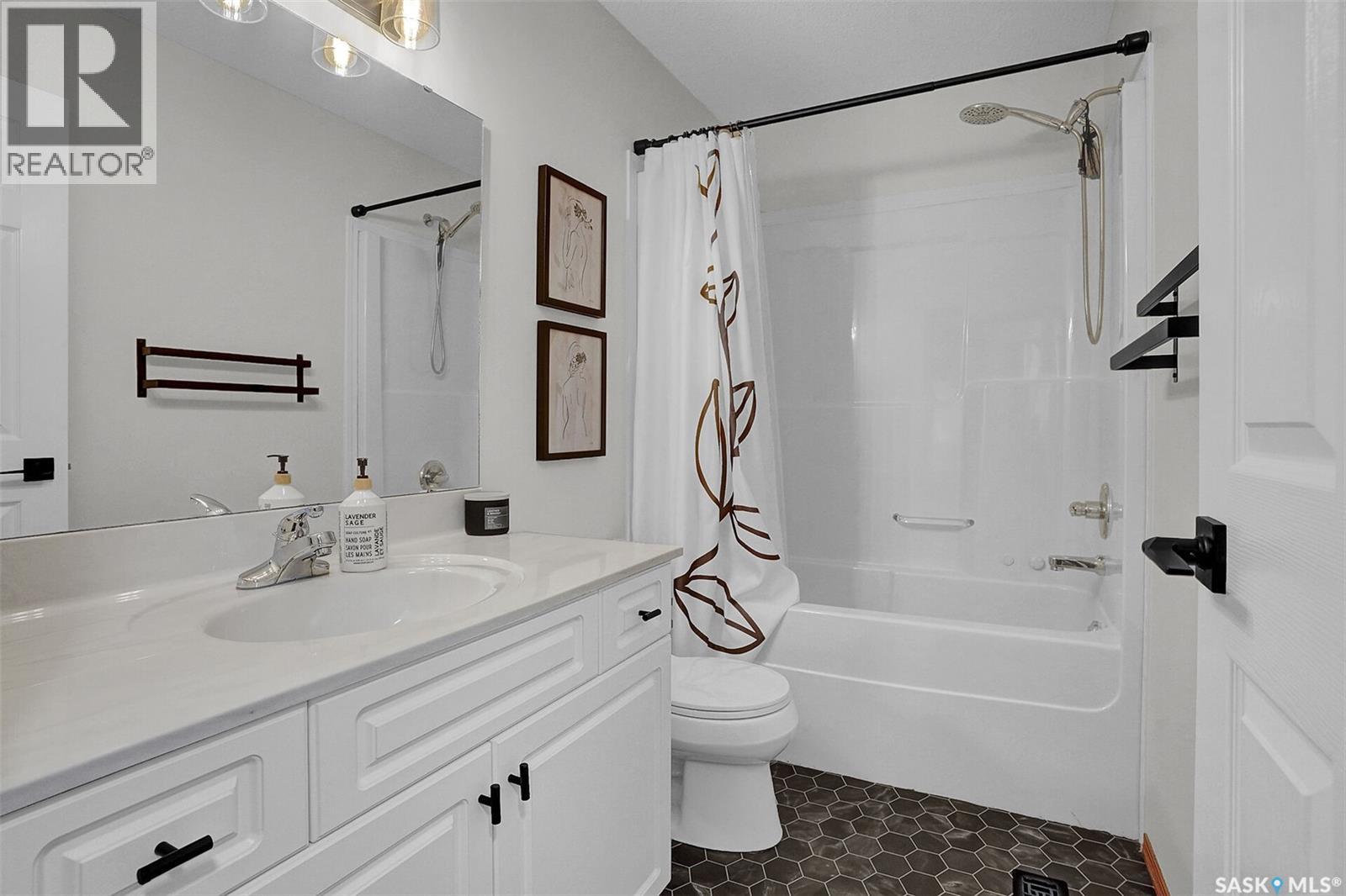 446 Fairway Road N, Regina, Saskatchewan  S4Y 1A2 - Photo 27 - SK022031