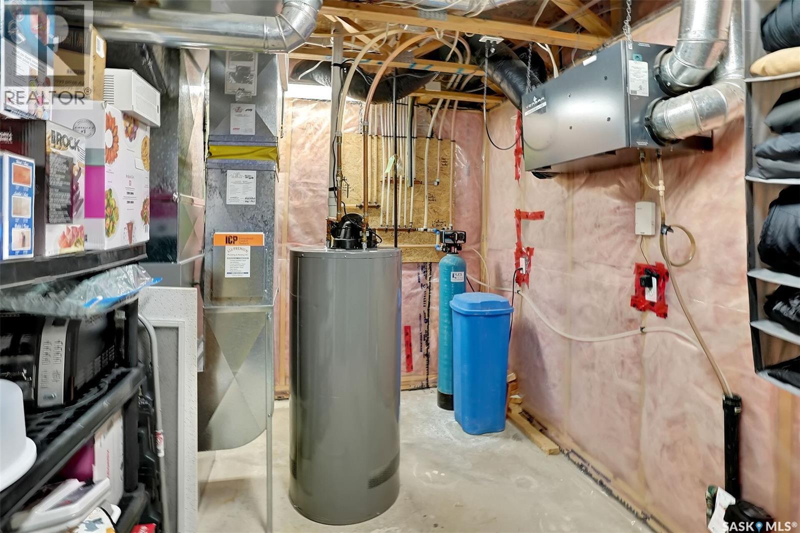 446 Fairway Road N, Regina, Saskatchewan  S4Y 1A2 - Photo 33 - SK022031