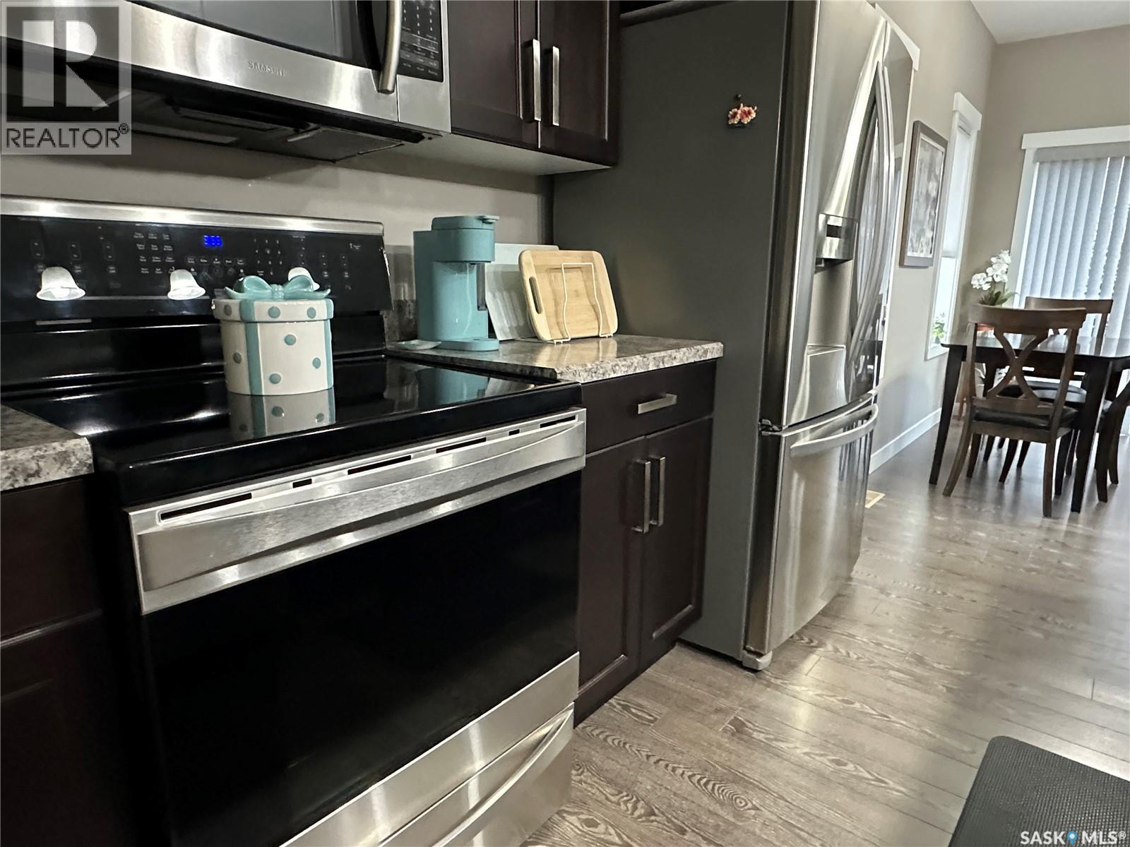 8 840 5th Street, Weyburn, Saskatchewan  S4H 3P2 - Photo 10 - SK022008