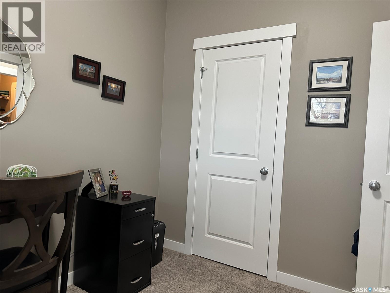 8 840 5th Street, Weyburn, Saskatchewan  S4H 3P2 - Photo 4 - SK022008