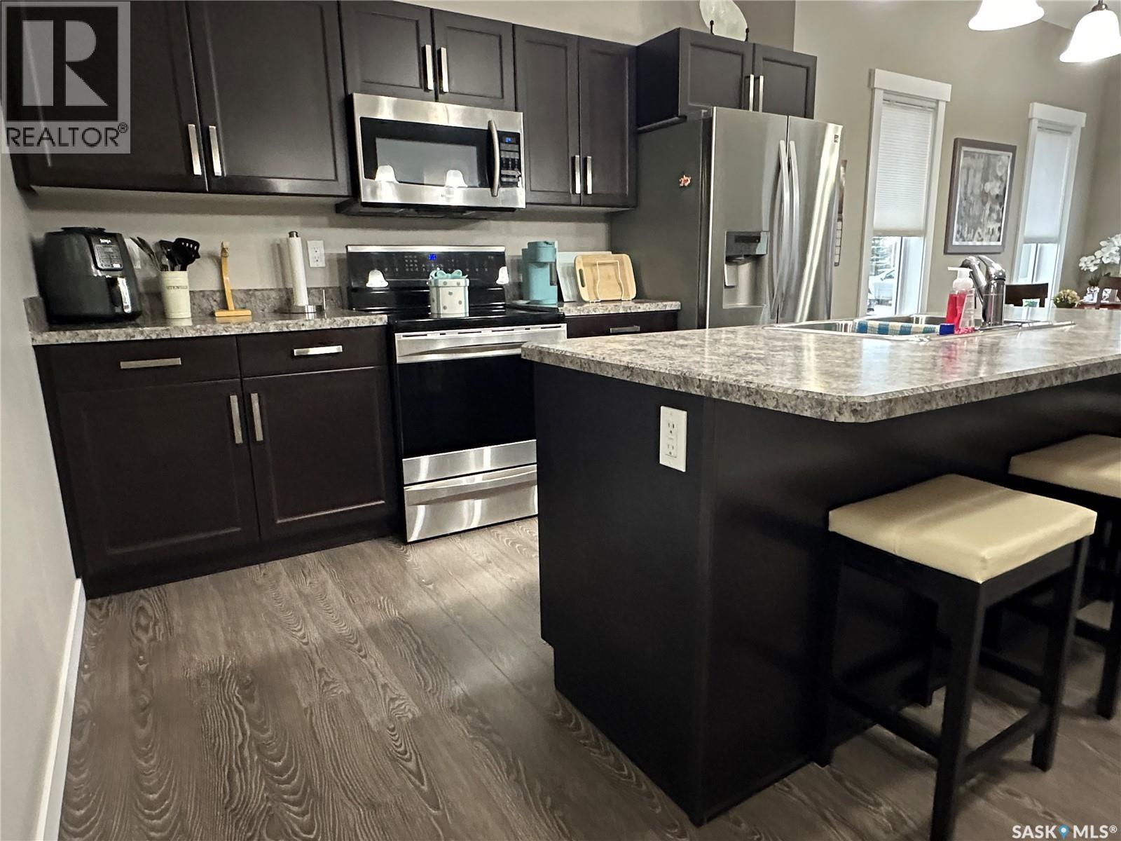 8 840 5th Street, Weyburn, Saskatchewan  S4H 3P2 - Photo 8 - SK022008