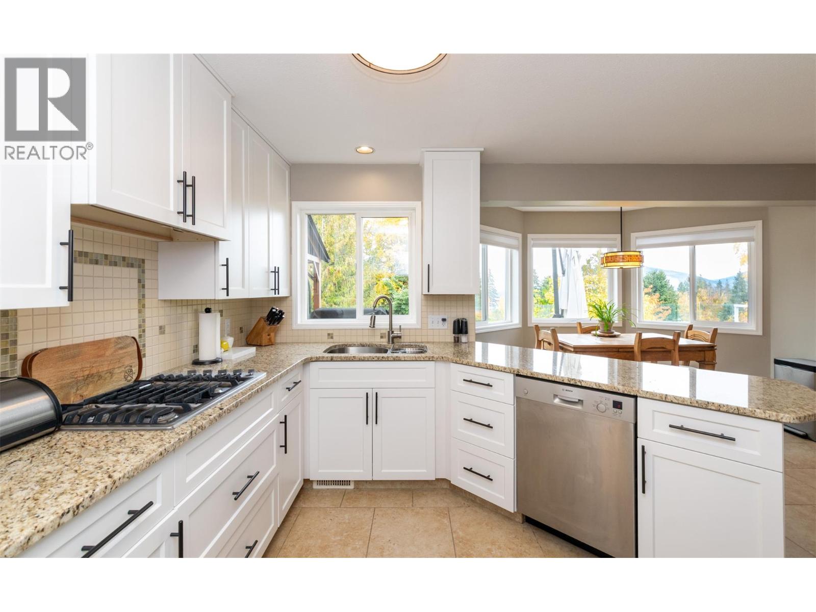 1681 18 Avenue Se, Salmon Arm, British Columbia  V1E 2M9 - Photo 14 - 10366921